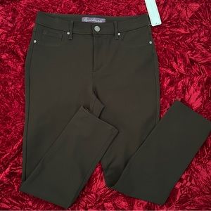 Gloria Vanderbilt Skinny Pants